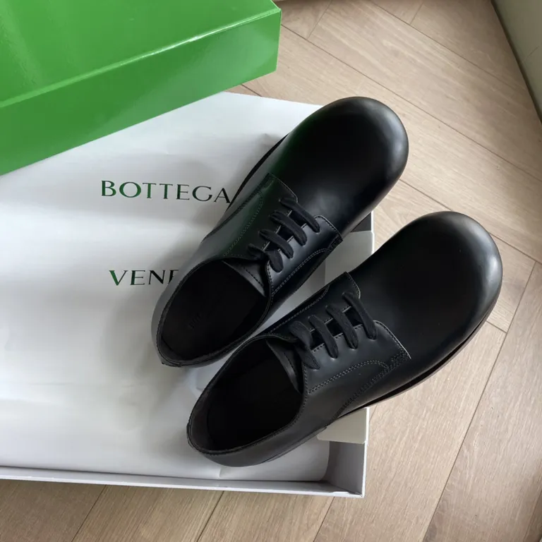 Bottega Veneta Shoe 